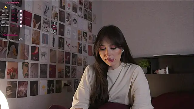 itssophiie online show from 10.17.25