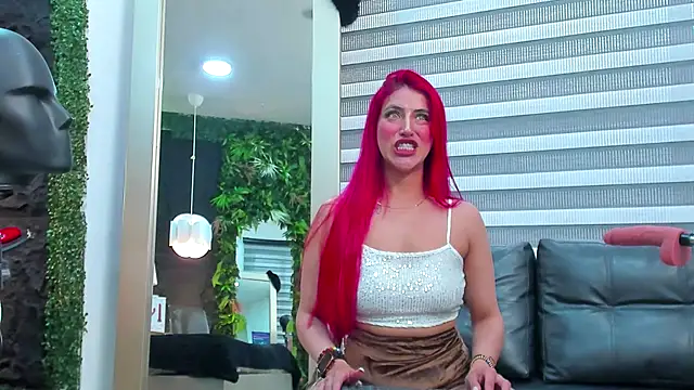 AllissaBrowm online show from 11.15.25