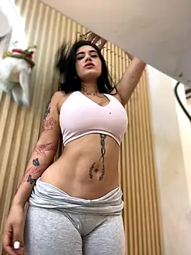 Snapshot of clarachanelricek chatting on 10.09.25 clarachanelricek online show from 10.09.25