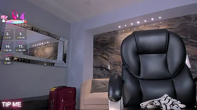 SophieBarnett online show from 09.23.25