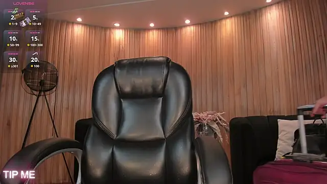 SophieBarnett online show from 06.26.26