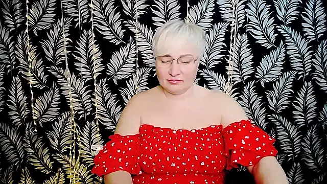 Snapshot of Olivia_playful chatting on 05.03.26 Olivia playful online show from 05.03.26