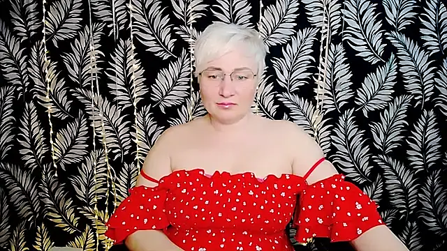 Snapshot of Olivia_playful chatting on 05.22.26 Olivia playful online show from 05.22.26