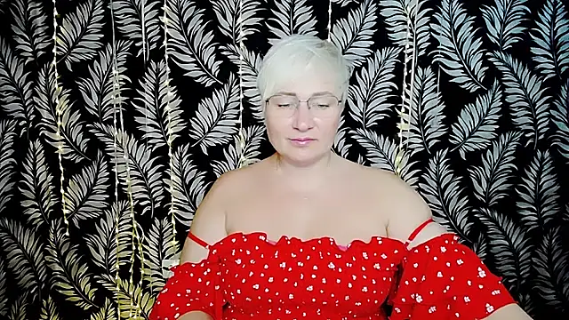 Snapshot of Olivia_playful chatting on 06.19.26 Olivia playful online show from 06.19.26