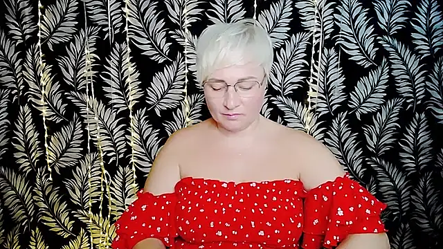 Snapshot of Olivia_playful chatting on 06.27.26 Olivia playful online show from 06.27.26