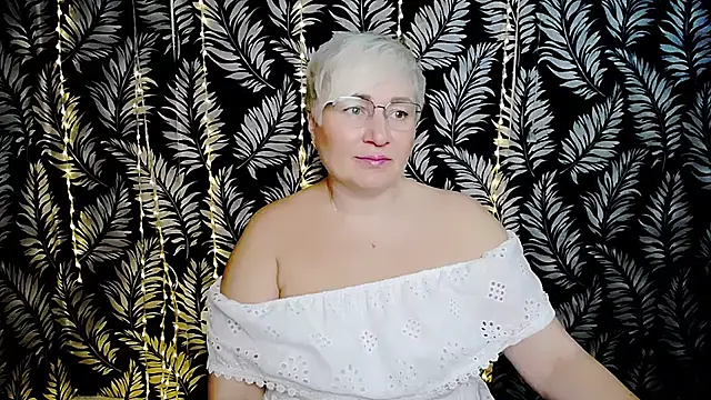 Snapshot of Olivia_playful chatting on 07.27.26 Olivia playful online show from 07.27.26