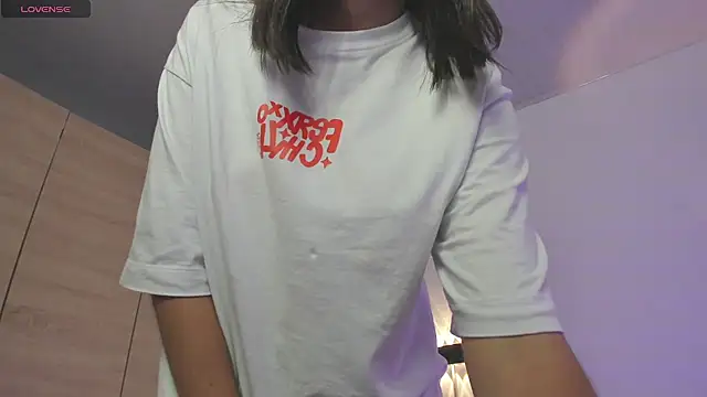 Snapshot of isabella_thomsonp chatting on 02.13.25 isabella thomsonp online show from 02.13.25