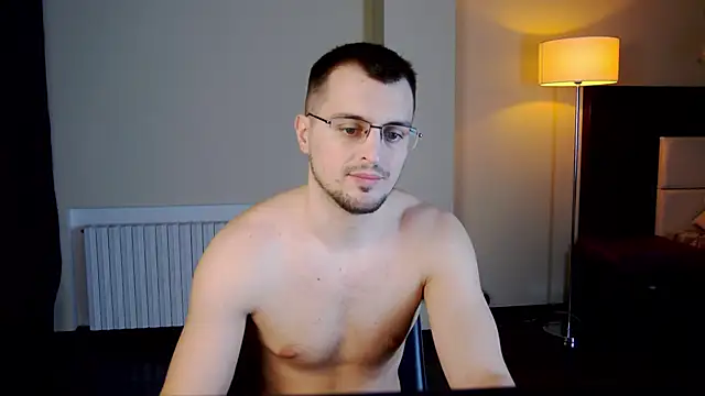 Friend12321 online show from 02.16.25