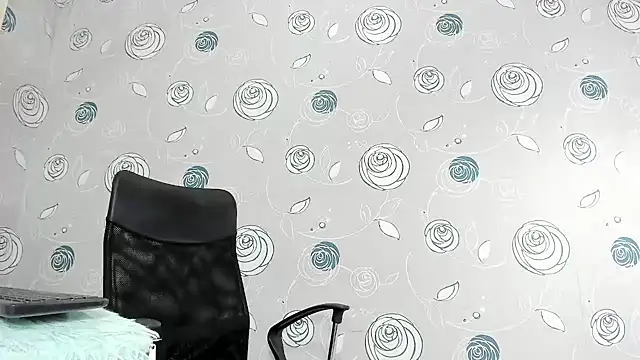 luna evaa online show from 02.12.25