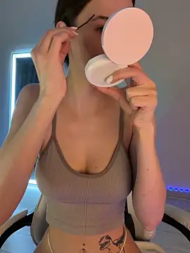 julia fly online show from 03.20.26