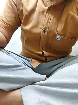 Snapshot of Nishubig chatting on 03.14.25 Nishubig online show from 03.14.25