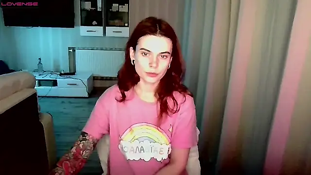 Snapshot of RinaDevil chatting on 11.14.25 RinaDevil online show from 11.14.25