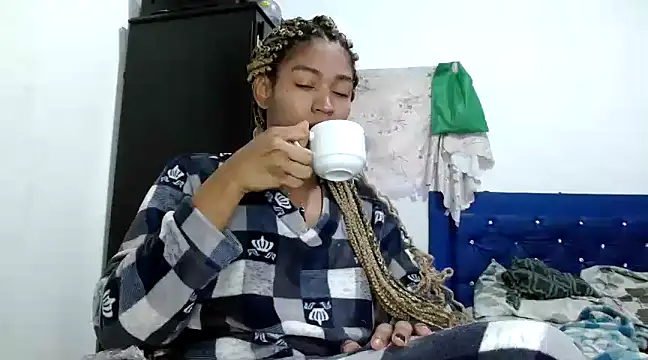 angelamarie1 online show from 01.15.25