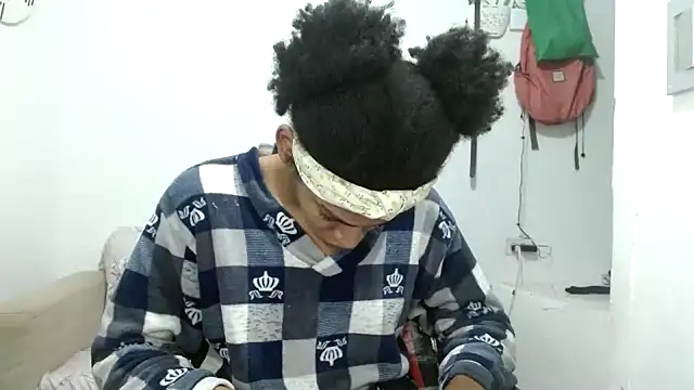 angelamarie1 online show from 09.28.25