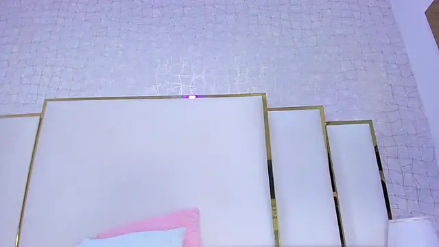 Snapshot of paola_rodriguez chatting on 10.06.25 paola rodriguez online show from 10.06.25