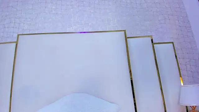 Snapshot of paola_rodriguez chatting on 11.04.25 paola rodriguez online show from 11.04.25