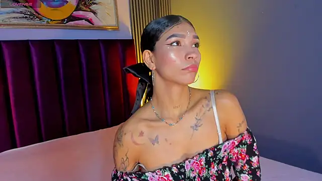 LauraAristizabal online show from 04.14.26