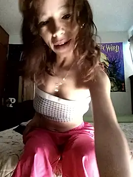 Snapshot of MINI_Petite chatting on 06.17.26 MINI Petite online show from 06.17.26