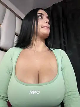 perla kem  online show from 02.05.26