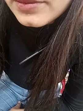 CuteSarikaLIVE online show from 12.14.25