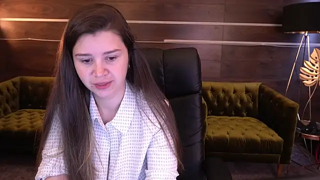 Snapshot of AmellyMilly chatting on 09.28.25 AmellyMilly online show from 09.28.25