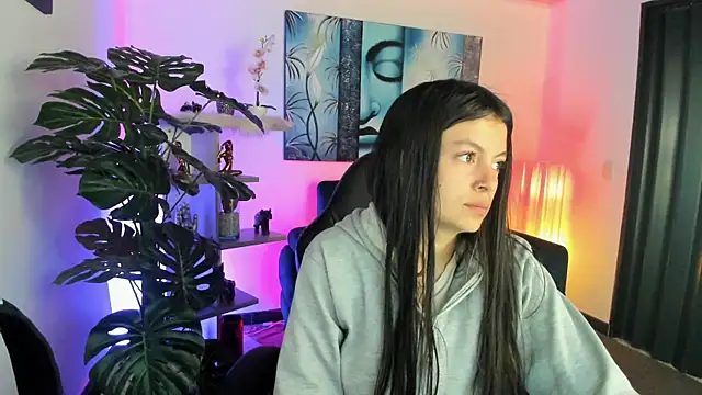 Snapshot of Meghan320 chatting on 10.08.25 Meghan320 online show from 10.08.25