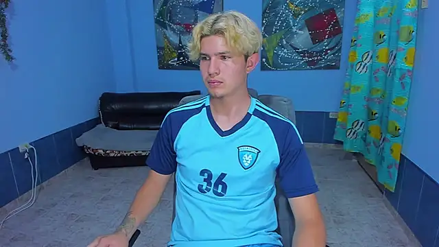 patrik 027 online show from 10.26.25