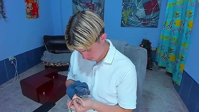 patrik 027 online show from 12.05.25