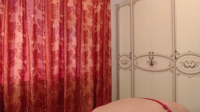 Snapshot of AlinaBoobs55 chatting on 01.07.25 AlinaBoobs55 online show from 01.07.25