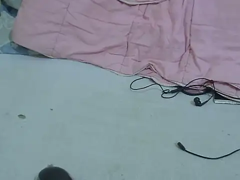 Snapshot of bellarincandy chatting on 10.01.25 bellarincandy online show from 10.01.25