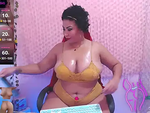 mature beautifull online show from 11.13.25