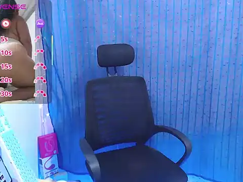 Snapshot of mature_beautifull chatting on 07.21.26 mature beautifull online show from 07.21.26