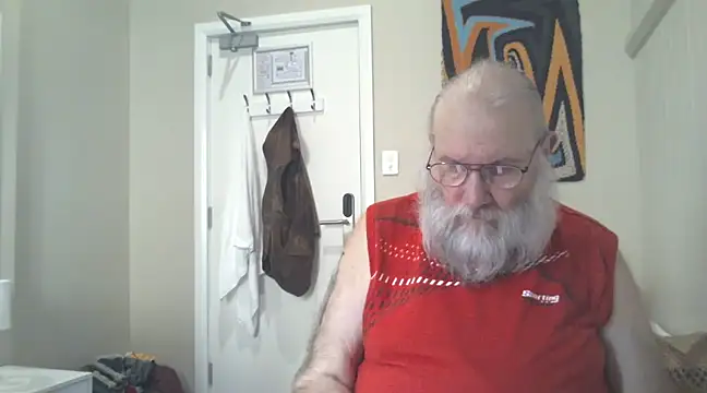 Snapshot of SexySantaC chatting on 03.11.25 SexySantaC online show from 03.11.25