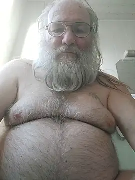 Snapshot of SexySantaC chatting on 11.07.25 SexySantaC online show from 11.07.25