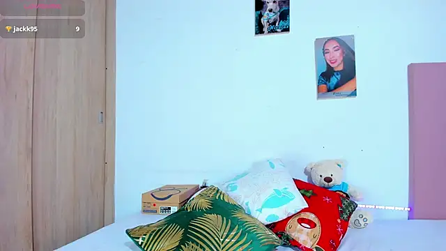 Snapshot of abbyblairs3 chatting on 12.29.24 abbyblairs3 online show from 12.29.24