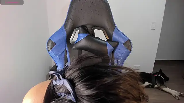 Snapshot of Miss_Nicole chatting on 11.09.25 Miss Nicole online show from 11.09.25