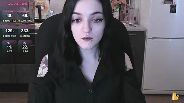 Snapshot of spticc chatting on 11.26.25 spticc online show from 11.26.25