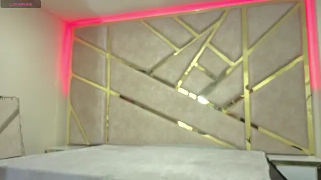 Snapshot of _emma_miller_ chatting on 02.14.26 emma miller online show from 02.14.26