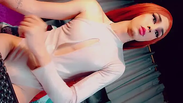 CharlotteBigCock online show from 01.17.25