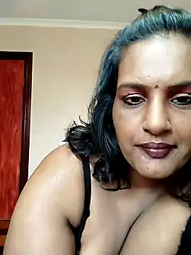 NWC4LYF online show from 11.08.25