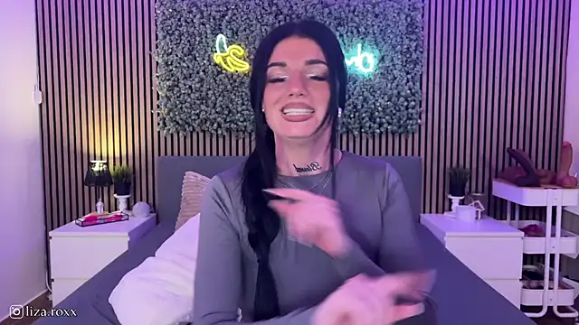 LizaRoxx online show from 10.07.25