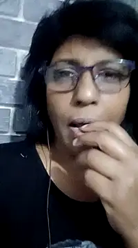 Snapshot of MsAttitude chatting on 12.14.24 MsAttitude online show from 12.14.24