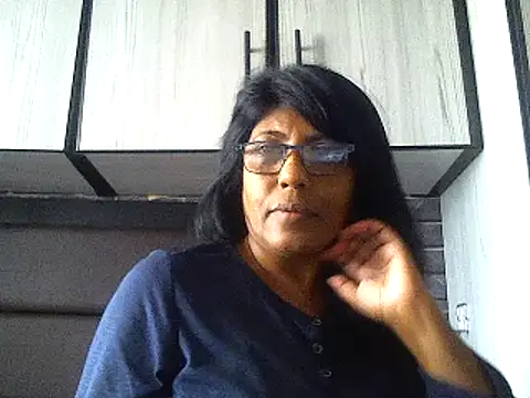 Snapshot of MsAttitude chatting on 12.17.24 MsAttitude online show from 12.17.24