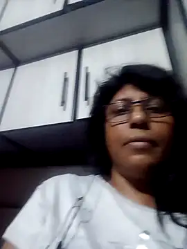 Snapshot of MsAttitude chatting on 01.02.25 MsAttitude online show from 01.02.25