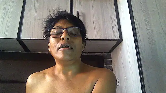 Snapshot of MsAttitude chatting on 01.17.25 MsAttitude online show from 01.17.25