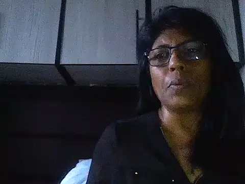 Snapshot of MsAttitude chatting on 01.22.25 MsAttitude online show from 01.22.25