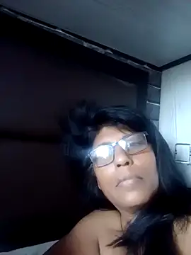 Snapshot of MsAttitude chatting on 01.23.25 MsAttitude online show from 01.23.25