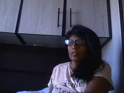 Snapshot of MsAttitude chatting on 01.24.25 MsAttitude online show from 01.24.25