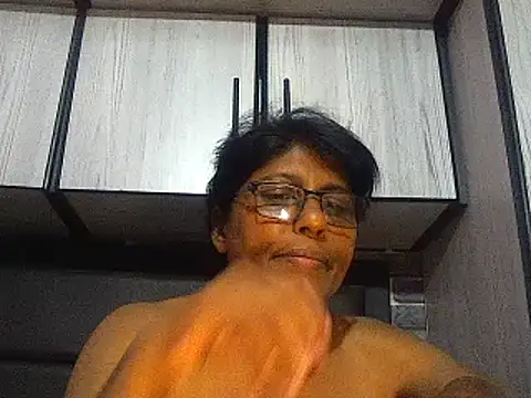 Snapshot of MsAttitude chatting on 03.02.25 MsAttitude online show from 03.02.25