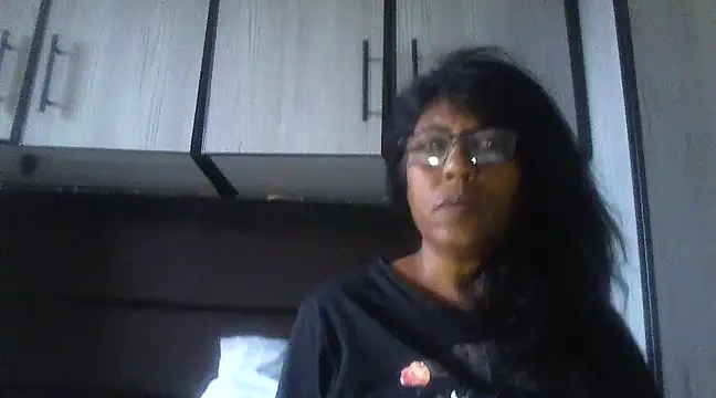 Snapshot of MsAttitude chatting on 03.14.25 MsAttitude online show from 03.14.25